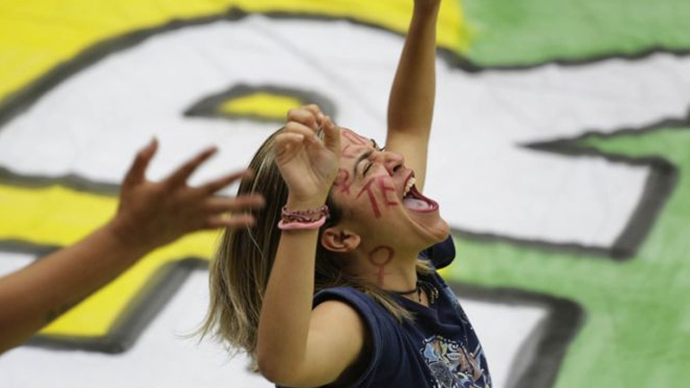 Βραζιλία: Δακρυγόνα σε διαδήλωση κατά της καθαίρεσης Ρουσέφ