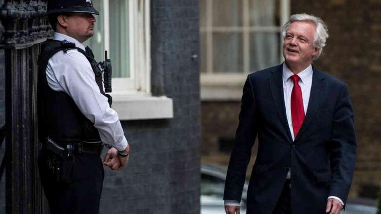 Βρετανία: Ο Ντέιβιντ Ντέιβις παρουσιάζει στη Βουλή των Κοινοτήτων το σχέδιο για το Brexit