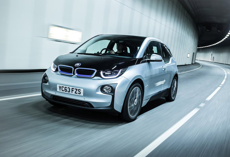 Το BMW i3 είναι ένα αμιγώς ηλεκτρικό αυτοκίνητο με μέγιστη αυτονομία τα 300 χιλιόμετρα...