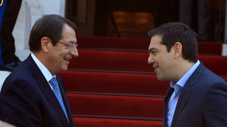 Δείπνο Αλ. Τσίπρα-Ν. Αναστασιάδη την Πέμπτη – Επί τάπητος το Κυπριακό