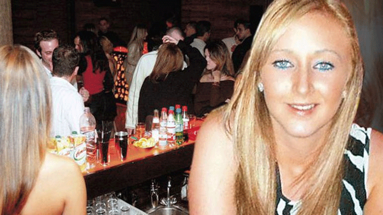 Επέστρεψε στην Αγγλία η 20χρονη τουρίστρια που τυφλώθηκε από νοθευμένα ποτά