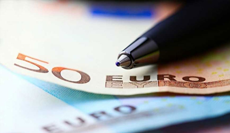 Λεφτά υπάρχουν για τα κόμματα