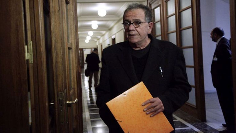 Επί τάπητος το προσφυγικό υπό τον Γιάννη Μουζάλα για τα προβλήματα στη Χίο