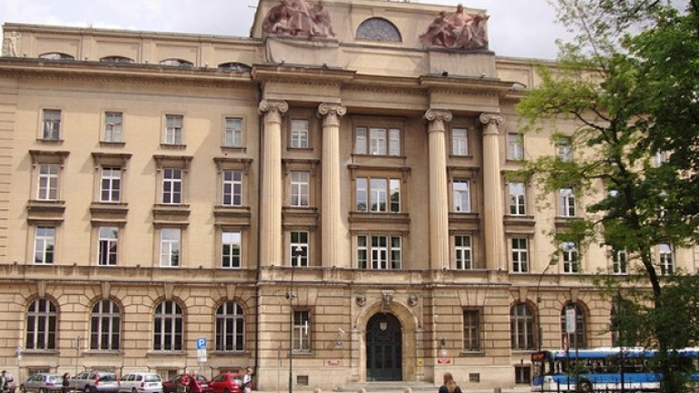 Αμετάβλητα τα επιτόκια από την κεντρική τράπεζα της Πολωνίας