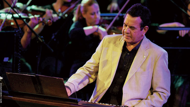 Ο Σταμάτης Σπανουδάκης στο Ωδείο Ηρώδου Αττικού