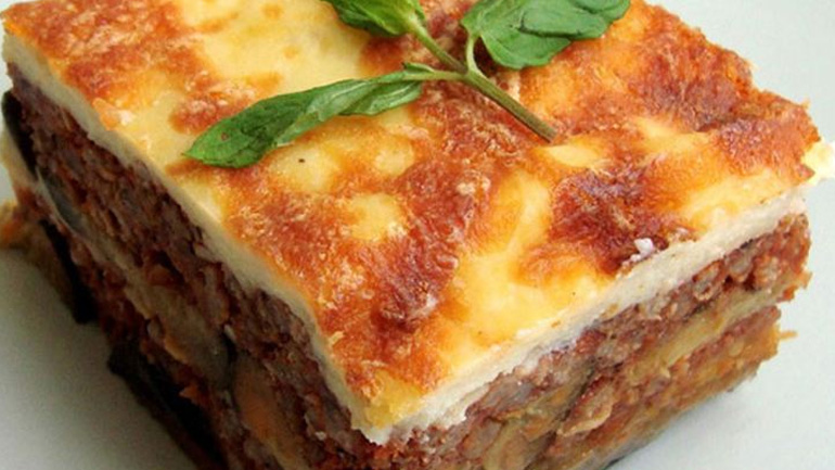 Παραδοσιακός μουσακάς