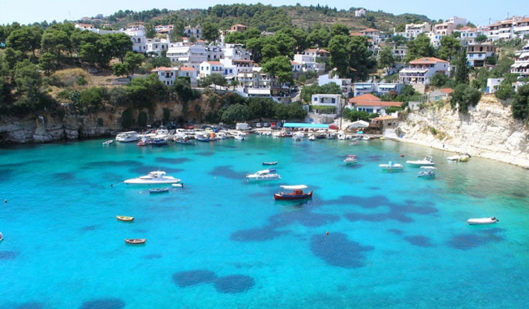 To αλιευτικό καταφύγιο