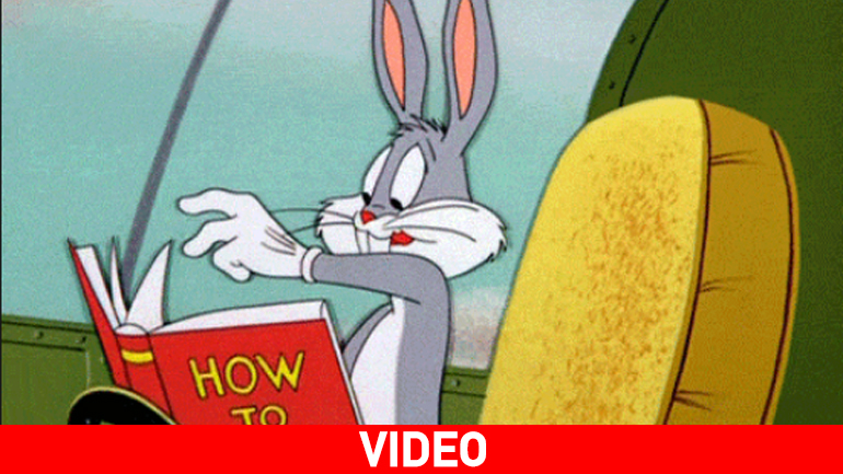Οδηγίες ασφαλείας πριν από την προσγείωση αεροπλάνου από τον… Bugs Bunny!