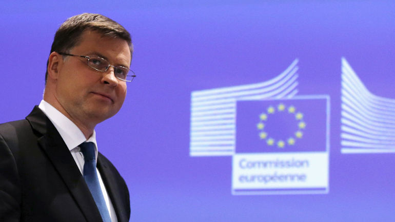 Ντομπρόβσκις: Το Brexit θα πλήξει άσχημα το City του Λονδίνου