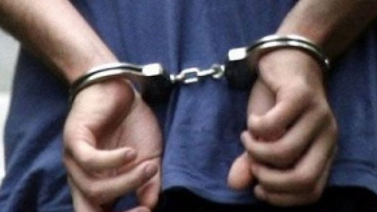 Λάρισα: Συνελήφθη καταζητούμενος για διακίνηση και εκμετάλλευση ανήλικων γυναικών