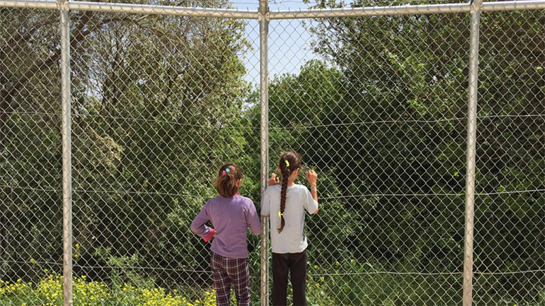 Έρευνα της Human Rights Watch για τις συνθήκες κράτησης ανήλικων προσφύγων στην Ελλάδα