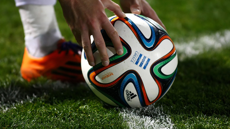 Σέντρα στο πρωτάθλημα της Super League