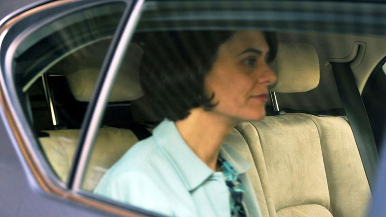 Με διαφθορά και νέο υπερταμείο ξεκινούν οι διαπραγματεύσεις