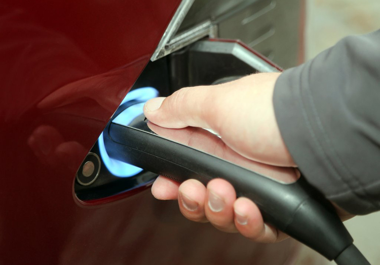 Το Model S είναι ένα αμιγώς ηλεκτρικό αυτοκίνητο...