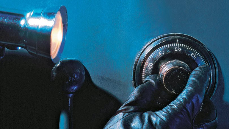 Διάρρηξη σε μονοκατοικία στην Εκάλη- «Σήκωσαν» χρηματοκιβώτιο