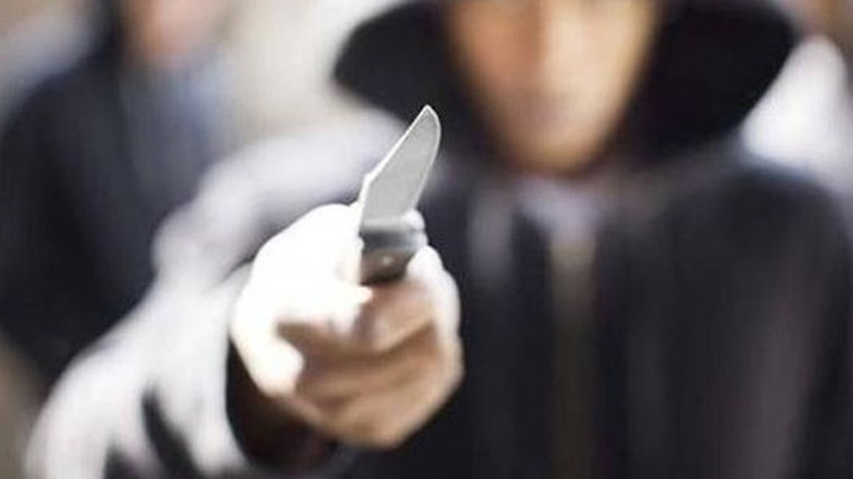 Λήστεψε με μαχαίρι καταστηματάρχη στο κέντρο της Θεσσαλονίκης