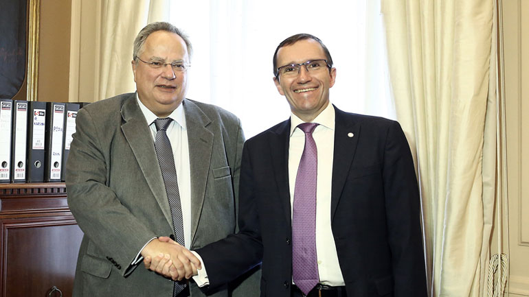 Σε πολύ καλό κλίμα η συνάντηση Κοτζιά – Άιντε για το Κυπριακό Σε πολύ καλό κλίμα η συνάντηση Κοτζιά – Άιντε για το Κυπριακό