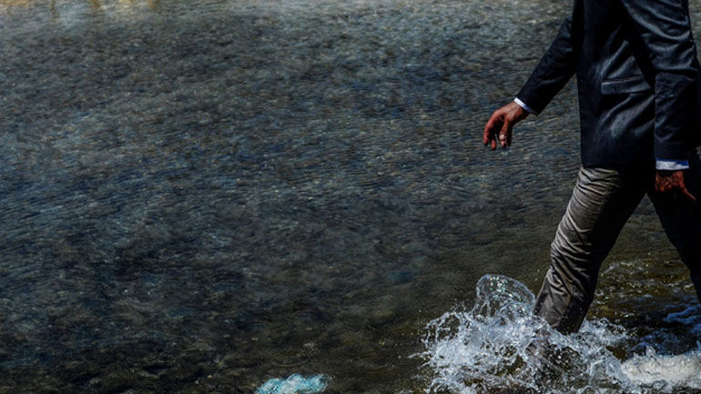 Ο Παύλος Κουρτίδης γνωρίζει νέους χορευτές και χορεύτριες