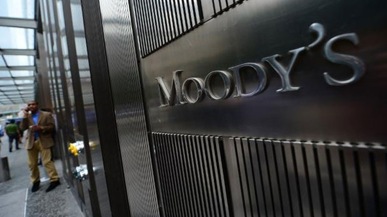 Moody’s: Θετική για το αξιόχρεο των ελληνικών τραπεζών η μείωση των μη εξυπηρετούμενων δανείων