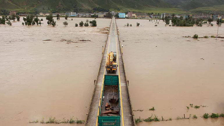 Β. Κορέα: Φονικές πλημμύρες με 133 νεκρούς και 395 αγνοουμένους