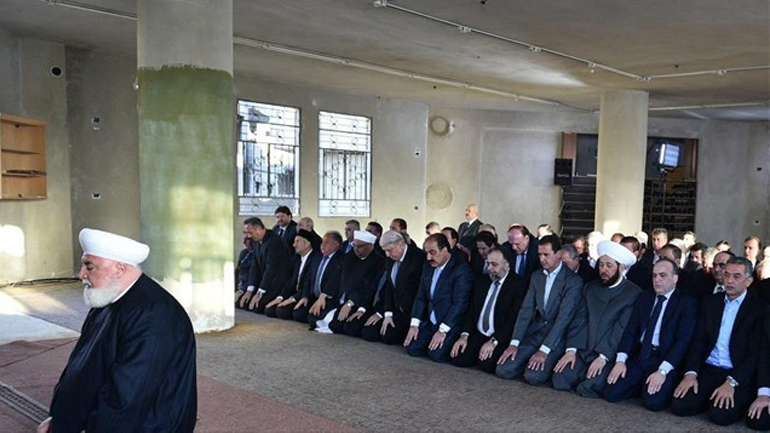 Συρία: Προσευχή Άσαντ σε τζαμί που ανακατέλαβε ο στρατός