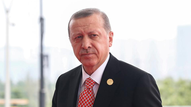 Ερντογάν: Οι αποπεμφθέντες δήμαρχοι υποστήριζαν τους Κούρδους αντάρτες