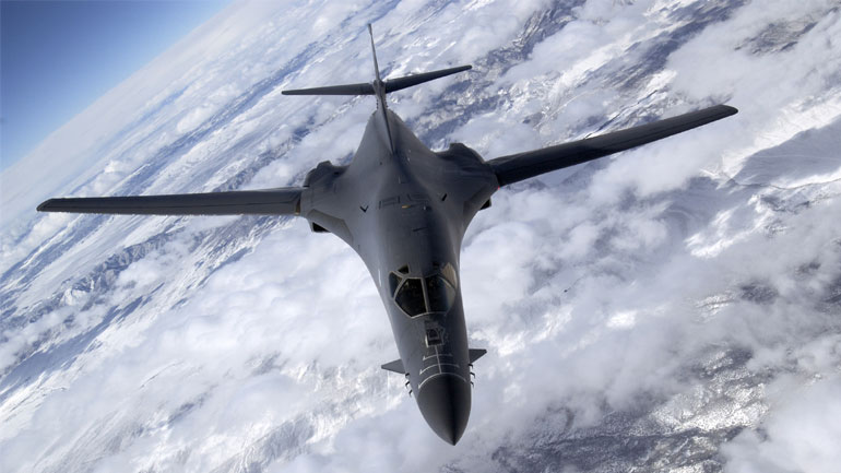 Νότια Κορέα: Δύο αμερικανικά βομβαρδιστικά πραγματοποίησαν πτήση χαμηλής διέλευσης Νότια Κορέα: Δύο αμερικανικά βομβαρδιστικά πραγματοποίησαν πτήση χαμηλής διέλευσης