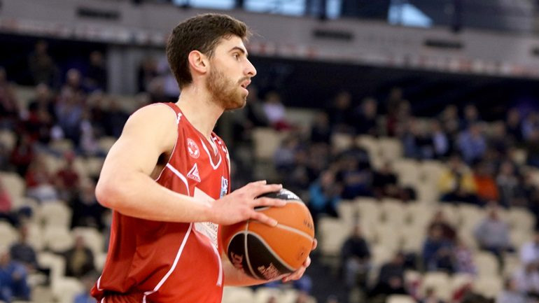 Μπάσκετ: Στον Κόροιβο ο Χατζηνικόλας