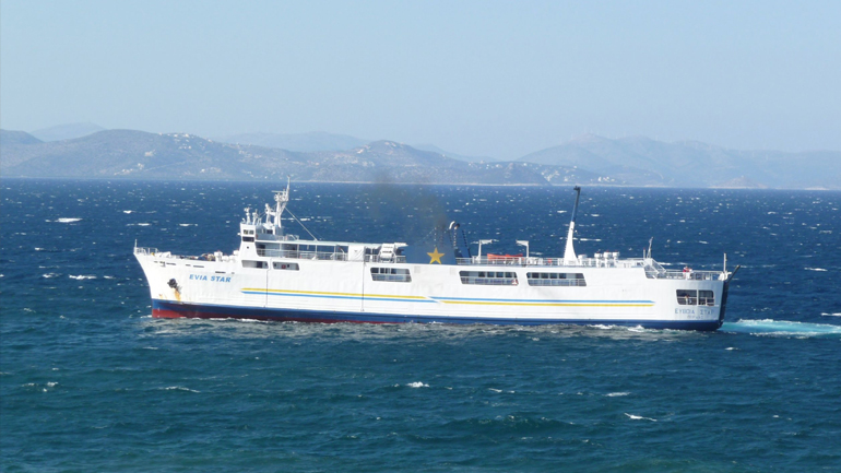 Όλα τα δρομολόγια των πλοίων από Πειραιά και Ραφήνα