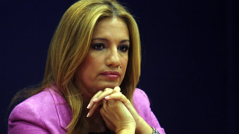 Πυρά Γεννηματά κατά Τσίπρα για την οικονομία