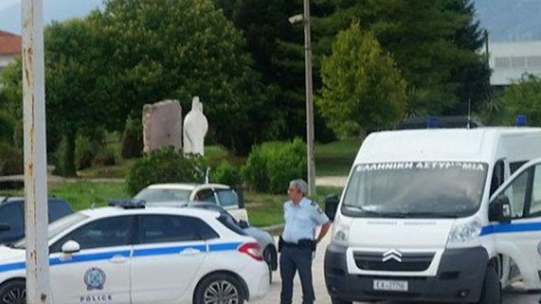 Ιωάννινα: Αντιεξουσιαστές φώναξαν συνθήματα σε εκδήλωση του ΣΥΡΙΖΑ