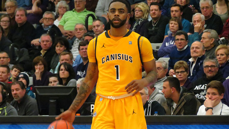 Ανακοίνωσαν ΜακΜίλαν τα Τρίκαλα