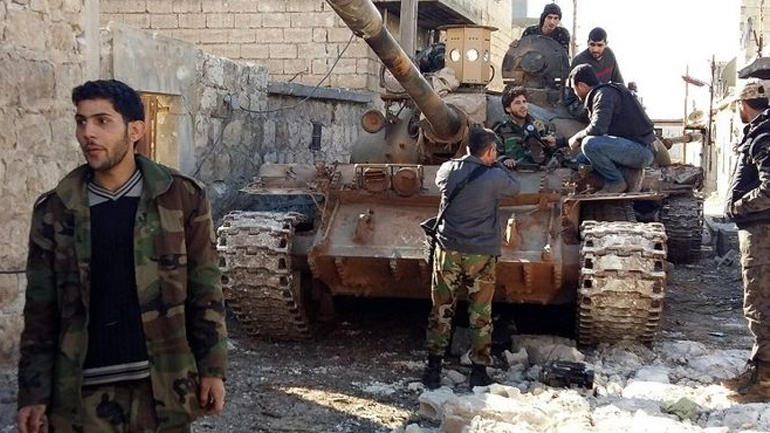 Προωθούνται νότια οι Σύροι αντάρτες κατά του ISIS