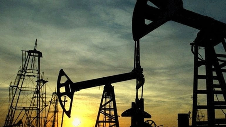 Διεθνής Οργανισμός Ενέργειας: «Η υπερπροσφορά πετρελαίου θα διατηρηθεί στο α΄ εξάμηνο του 2017»