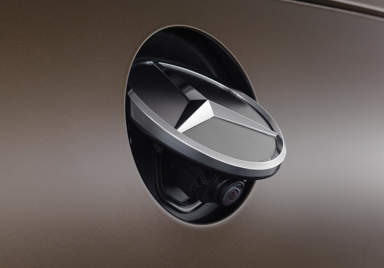 Η κρυμένη κάμερα εμφανίζεται όταν μετακινηθεί το σήμα!