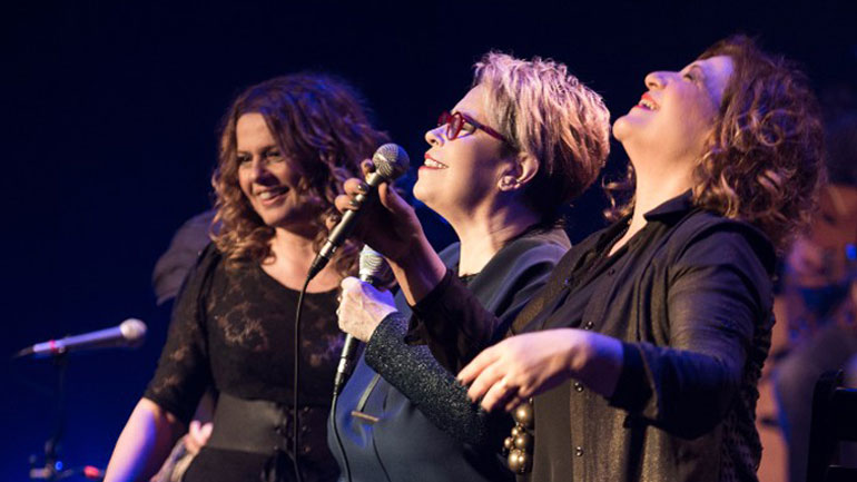 Δ. Γαλάνη,  Ε. Τσαλιγοπούλου, Γ. Νεγκα στο Stage στη Θεσσαλονίκη