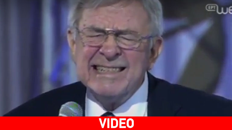 Οι λυγμοί του τέως βασιλιά κατά τη βράβευση Ολυμπιονικών στο Ζάππειο