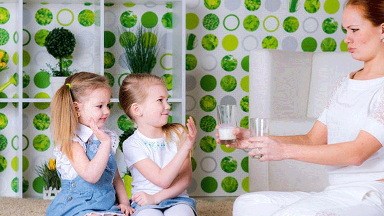 Όταν το παιδί αρνείται να πιει το γάλα του