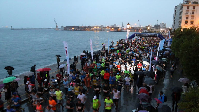 Πάνω από 21.000 δρομείς θα συμμετάσχουν στον 5ο Διεθνή Νυχτερινό Ημιμαραθώνιο Θεσσαλονίκης