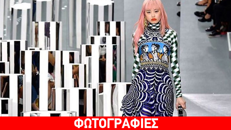 Μαίρη Κατράντζου: H αποθέωση στο Λονδίνο για τις δημιουργίες της με άρωμα Ελλάδας