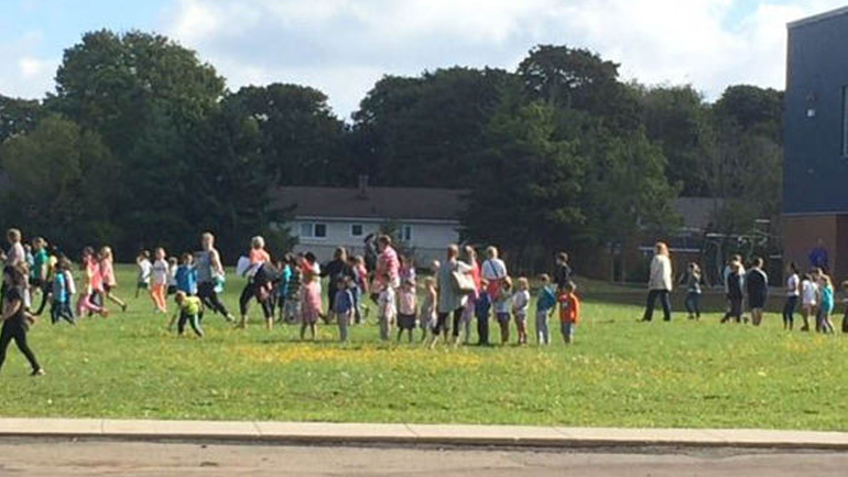 Συναγερμός στον Καναδά: Εκκένωση 60 σχολείων και πανεπιστημίων λόγω πιθανής απειλής