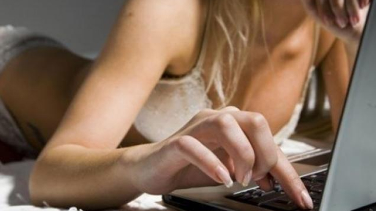 Εξιχνιάστηκε υπόθεση εκβίασης 21χρονου μέσω Facebook