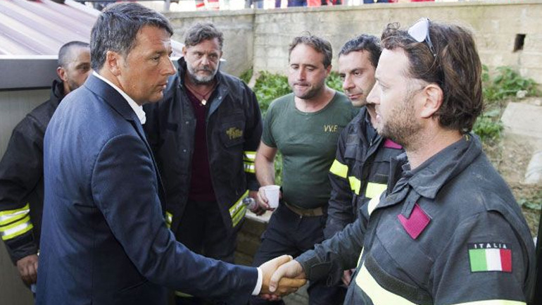 Ρέντσι: Στα 4 δισ. ευρώ οι ζημιές από τον φονικό σεισμό του Αυγούστου