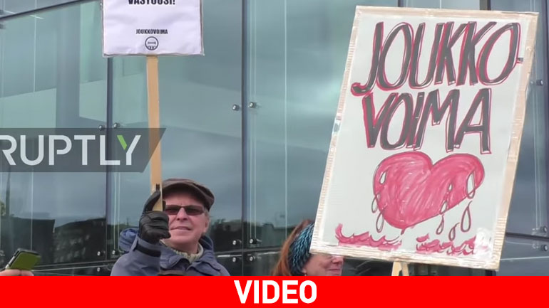 Φινλανδία: Xιλιάδες άνθρωποι διαδήλωσαν κατά του ρατσισμού