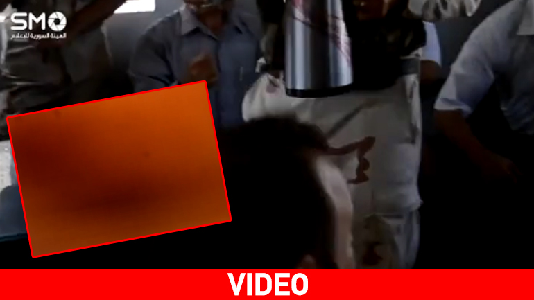 Συρία: Η στιγμή που βομβιστής αυτοκτονίας πυροδοτεί τα εκρηκτικά…