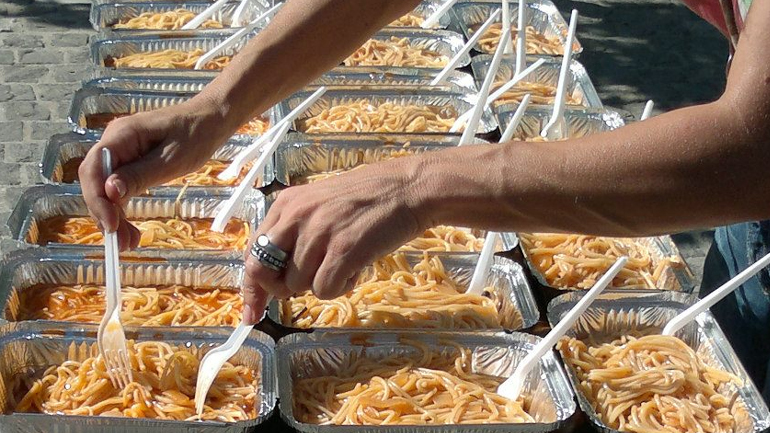 Οι κοινωνικές κουζίνες στο λεκανοπέδιο Αττικής