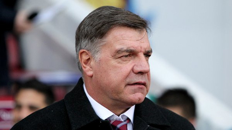 «Ξήλωσαν» τον Σαμ Άλαρνταϊς από την Αγγλία! «Ξήλωσαν» τον Σαμ Άλαρνταϊς από την Αγγλία!