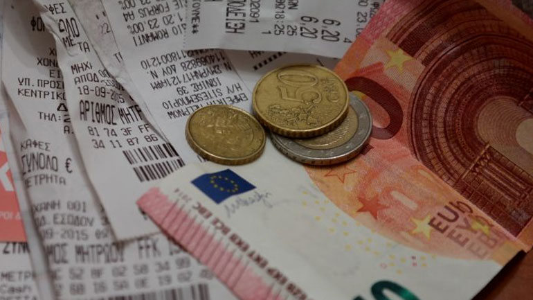 Επαναφέρουν τη λοταρία Βαρουφάκη