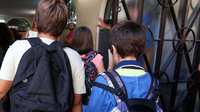 Δάσκαλοι κατά Φίλη στο ΣτΕ για τα ολοήμερα σχολεία