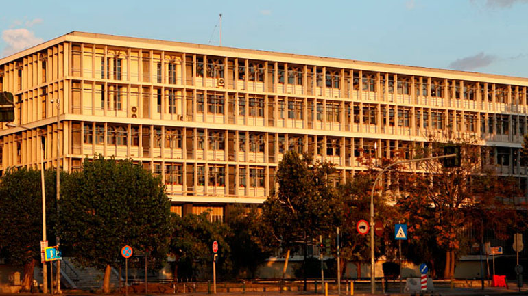 Θεσσαλονίκη: Μήνυση για τον ΟΑΣΘ υπέβαλαν περιφερειάρχης-δήμαρχοι